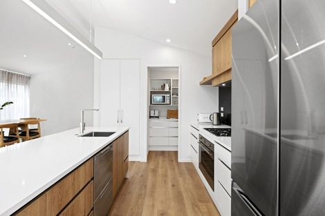 Photo of property in 336a Oceanbeach Road, Mount Maunganui, 3116