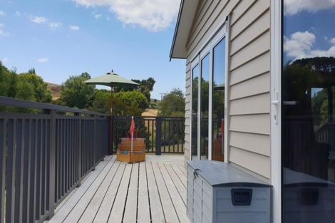 Photo of property in 66 Puriri Glade, Maungaturoto, 0588