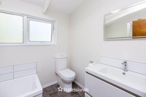 Photo of property in 58 Larchmont Grove, Totara Park, Upper Hutt, 5018