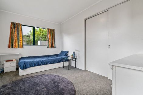 Photo of property in 5 Macadamia Close, Goodwood Heights, Auckland, 2105