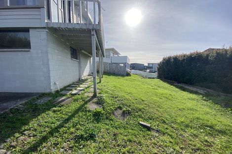 Photo of property in 54 Potter Avenue, Northcote, Auckland, 0627