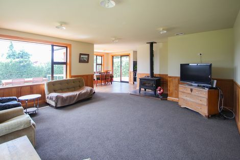Photo of property in 18 Maclean Street, Glenavy, Waimate, 7980