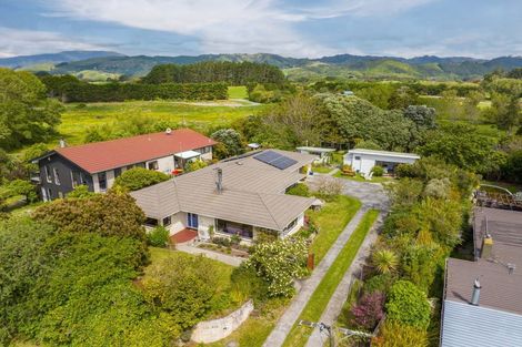 Photo of property in 60 Makora Road, Otaihanga, Paraparaumu, 5036