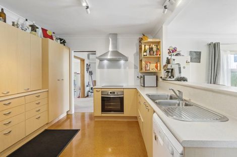 Photo of property in 17 Miles Avenue, Papatoetoe, Auckland, 2025