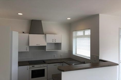 Photo of property in 7/1-5 Gleanor Avenue, Oteha, Auckland, 0632