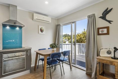 Photo of property in 1/10 Philip Place, Hillcrest, Auckland, 0627