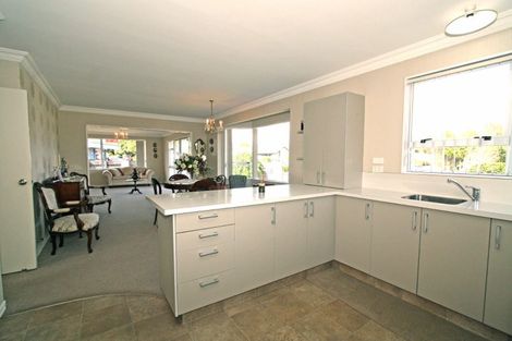 Photo of property in 145 Mangorei Road, Merrilands, New Plymouth, 4312