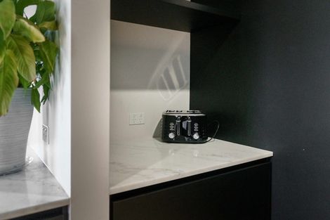 Photo of property in 431a Barbadoes Street, Edgeware, Christchurch, 8013