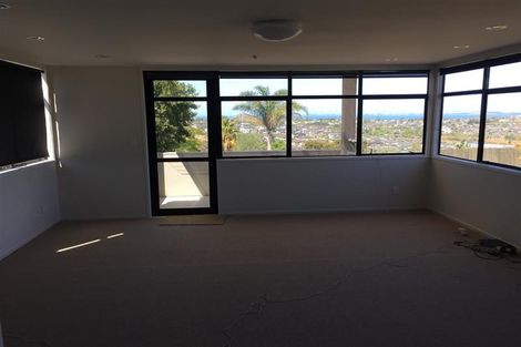 Photo of property in 177 Lonely Track Road, Albany Heights, Auckland, 0632