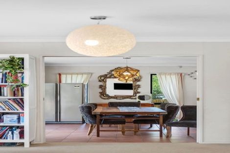 Photo of property in 17 Annalong Road, Dannemora, Auckland, 2016