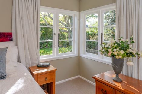 Photo of property in 450 Te Moana Road, Waikanae, 5036