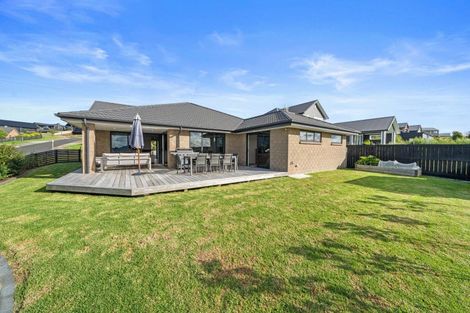 Photo of property in 15 Fisk Road, Pukekohe, 2120