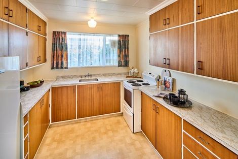 Photo of property in 56 Naenae Road, Naenae, Lower Hutt, 5011