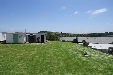 Photo of property in 29 Oxford Street, Whakapirau, Maungaturoto, 0583