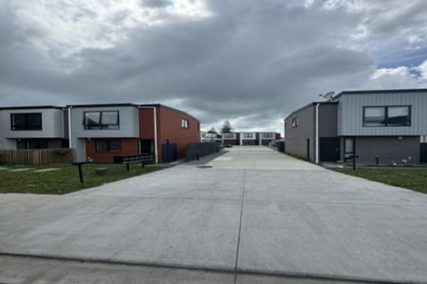 Photo of property in 10/5 Hikurangi Street, Te Atatu Peninsula, Auckland, 0610