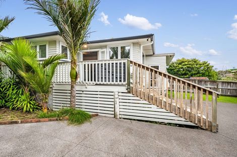 Photo of property in 39 Toru Street, Te Atatu Peninsula, Auckland, 0610