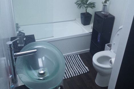 Photo of property in 8/17 Adelaide Road, Mount Cook, Wellington, 6021