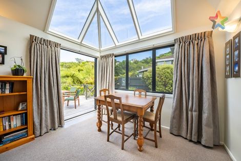 Photo of property in 3 George Gee Drive, Korokoro, Lower Hutt, 5012