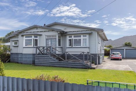 Photo of property in 17 Nelson Quay, Cobden, Greymouth, 7802