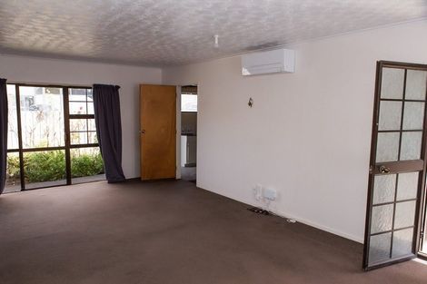 Photo of property in 45c Oxford Street, Tawa, Wellington, 5028