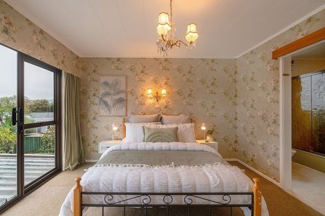 Photo of property in 15 Olive Terrace, Paraparaumu Beach, Paraparaumu, 5032