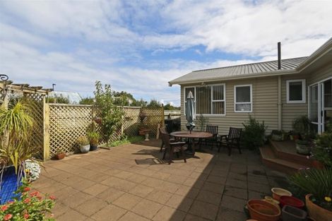 Photo of property in 5 Whitcombe Road, Opunake, 4616