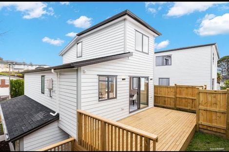 Photo of property in 13a Windermere Crescent, Blockhouse Bay, Auckland, 0600