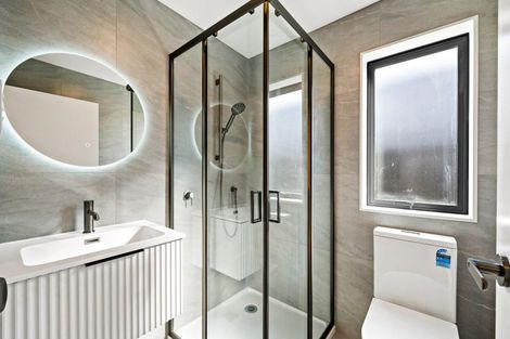 Photo of property in 1/4 Glenburn Road, Hobsonville, 0616