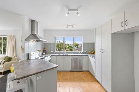 Photo of property in 19b Landow Place, Henderson, Auckland, 0612