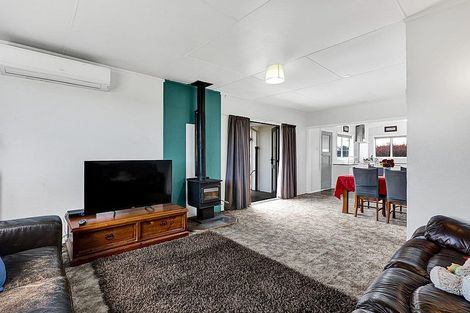 Photo of property in 84 Mawhitiwhiti Road, Normanby, Hawera, 4675