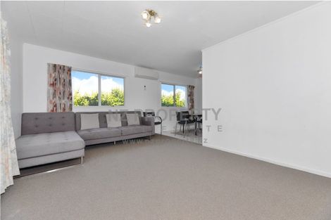 Photo of property in 46 Parrs Cross Road, Henderson, Auckland, 0612