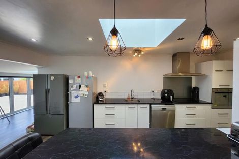 Photo of property in 10 Feist Street, Naenae, Lower Hutt, 5011