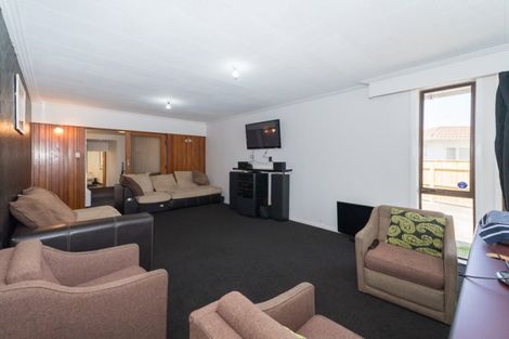 Photo of property in 6 Appleby Place, Awapuni, Palmerston North, 4412