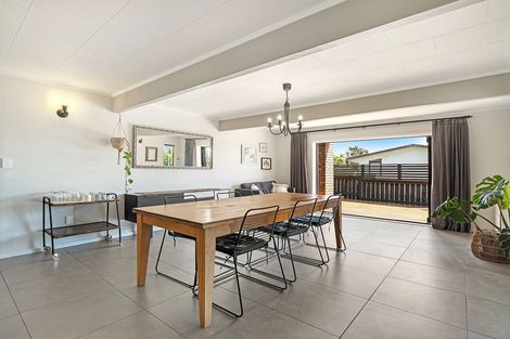 Photo of property in 20 The Glebe, Coastlands, Whakatane, 3120