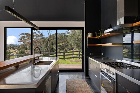 Photo of property in 75 Fagan Lane, Kaimarama, Whitianga, 3591