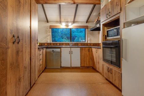 Photo of property in 17 Kinloch Place, Papakowhai, Porirua, 5024