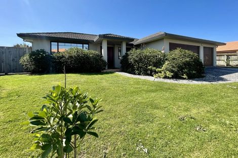 Photo of property in 33 Russell Robertson Drive, Havelock North, 4130