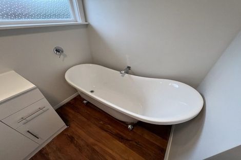 Photo of property in 50 Karaka Crescent, Levin, 5510