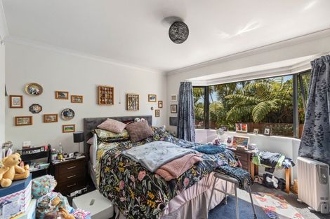 Photo of property in 2/14 Omata Road, Westown, New Plymouth, 4310