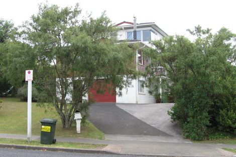 Photo of property in 1 Sartors Avenue, Northcross, Auckland, 0630