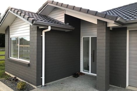 Photo of property in 120 Matua Road, Huapai, Kumeu, 0810