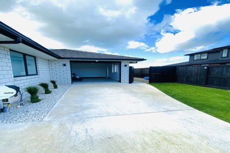 Photo of property in 24 Kimbrae Drive, Rototuna North, Hamilton, 3210