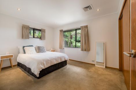 Photo of property in 112 Wood Bay Road, Titirangi, Auckland, 0604