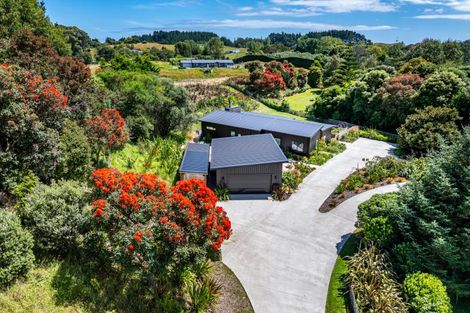 Photo of property in 27 Smithfield Road, Waikanae, 5391