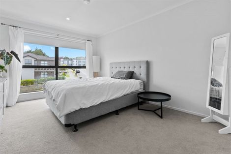 Photo of property in 100 Matairangi Avenue, Totara Heights, Auckland, 2105