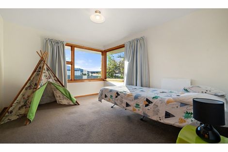 Photo of property in 302 Wigram Road, Wigram, Christchurch, 8025