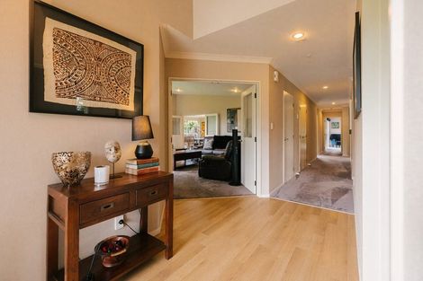 Photo of property in 8 Titirangi Drive, Fitzherbert, Palmerston North, 4471