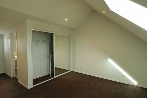 Photo of property in 9/20 North Avon Road, Richmond, Christchurch, 8013