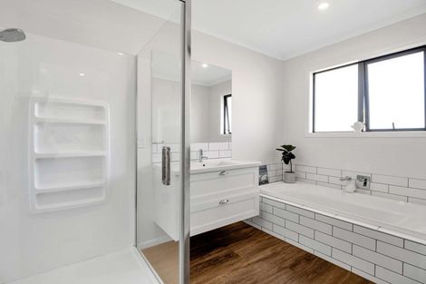 Photo of property in 10 Mills Road, Marshland, Christchurch, 8051