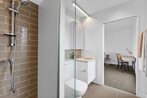 Photo of property in 254 Hobsonville Point Road, Hobsonville, Auckland, 0616